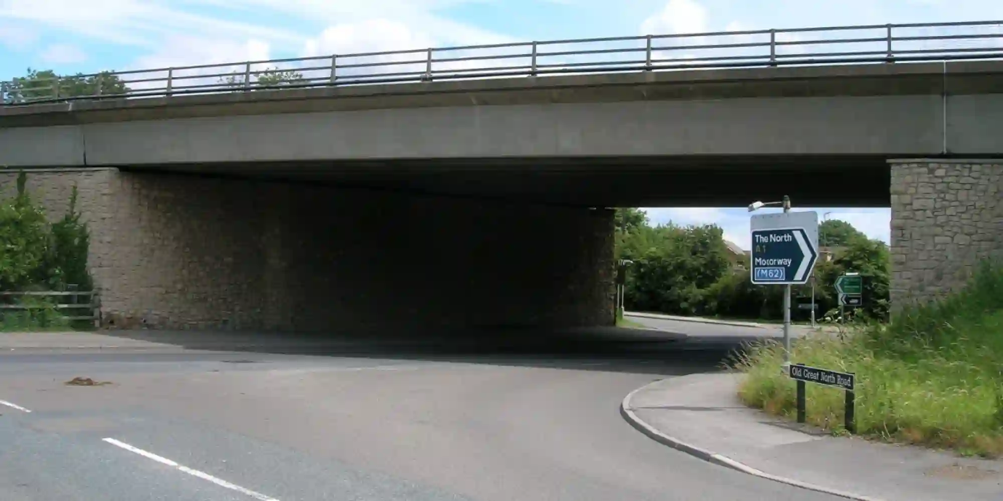 image of structural steelwork and steelwork connections